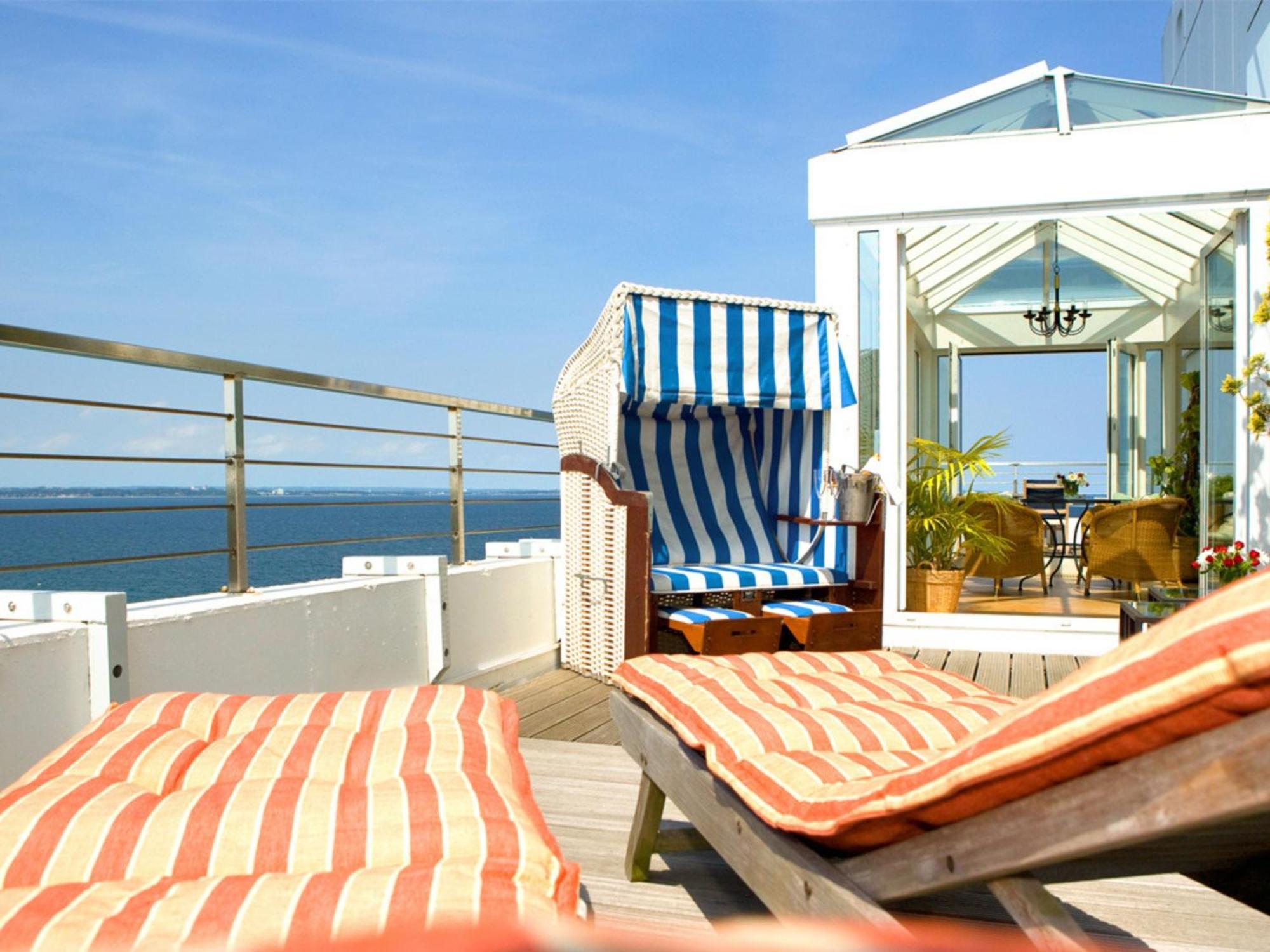 Grand Hotel Seeschloesschen Sea Retreat & Spa Timmendorfer Strand Bagian luar foto